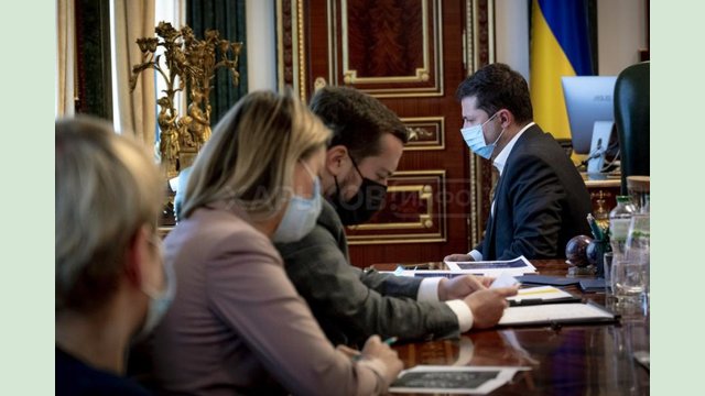 Борьбу с фиктивными COVID-сертификатами и ход вакцинации обсудили на совещании у Президента