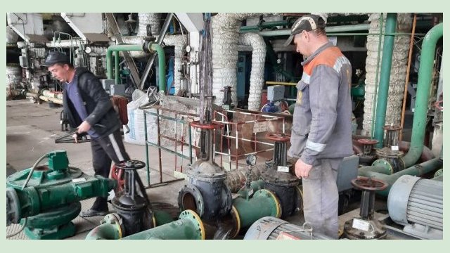 Бригады «Теплосетей» восстанавливают котельные Бригады «Теплосетей» восстанавливают котельные