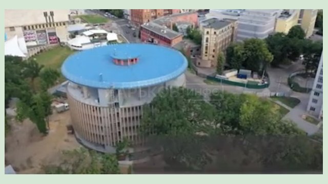 Завершается строительство паркинга в саду Шевченко Завершается строительство паркинга в саду Шевченко