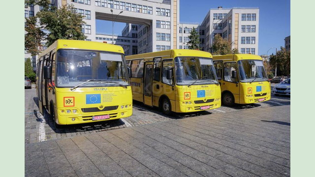Громади Харківської області отримали нові шкільні автобуси, обладнані інклюзивними місцями – Олег Синєгубов Громади Харківської області отримали нові шкільні автобуси, обладнані інклюзивними місцями – Олег Синєгубов
