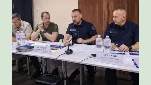 Харківська ОВА спільно з ДСНС посилює систему пожежної безпеки у Чугуївському районі Харківська ОВА спільно з ДСНС посилює систему пожежної безпеки у Чугуївському районі