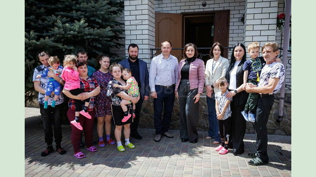 Харківська ОВА за підтримки Міністерства соціальної політики продовжує розвиток сімейних форм виховання в області Харківська ОВА за підтримки Міністерства соціальної політики продовжує розвиток сімейних форм виховання в області