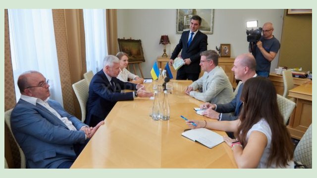 Харьков и Эстония намерены вместе развивать науку и технологии Харьков и Эстония намерены вместе развивать науку и технологии