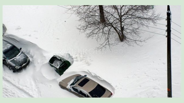 Харьковчан просят не парковать машины на улицах в случае снегопада 