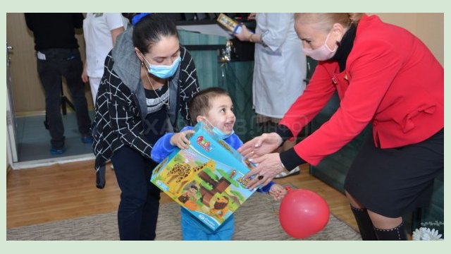 Харьковчане поддержали онкобольных детей и организовали для них праздник 