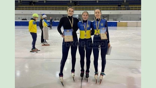 Харьковчанка – обладательница Кубка Украины по шорт-треку Харьковчанка – обладательница Кубка Украины по шорт-треку