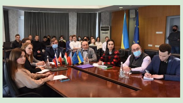 Харьковские студенты смогут участвовать в проектах Вышеградского фонда 