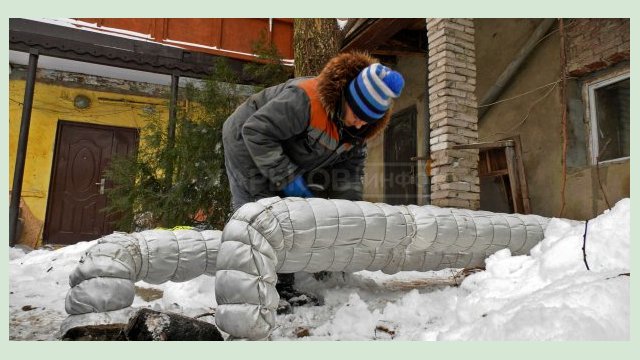 «Харьковские тепловые сети» изолируют трубопроводы для сохранения тепла