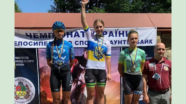 Харьковские велогонщики выиграли чемпионат Украины в Черновцах Харьковские велогонщики выиграли чемпионат Украины в Черновцах