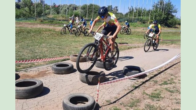 Харьковские велогонщики завоевали 11 медалей серии чемпионатов Украины в Черновцах