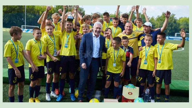 Харьковский «Металлист» победил во всеукраинском юношеском турнире Харьковский «Металлист» победил во всеукраинском юношеском турнире