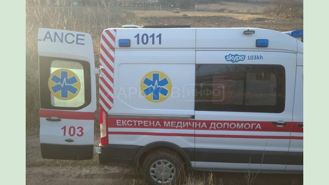 Харьковский район: спасатели помогли транспортировать пострадавшего подростка к карете скорой Харьковский район: спасатели помогли транспортировать пострадавшего подростка к карете скорой
