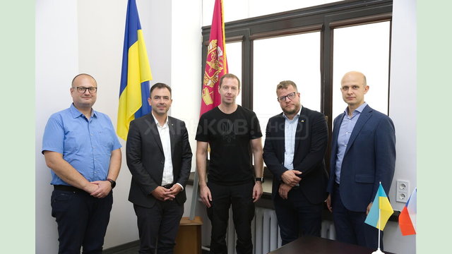 Євген Іванов провів зустріч з делегацією Чеської Республіки Євген Іванов провів зустріч з делегацією Чеської Республіки