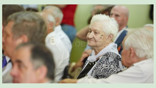 Игорь Терехов поздравил женщин-ветеранов с праздником весны Игорь Терехов поздравил женщин-ветеранов с праздником весны