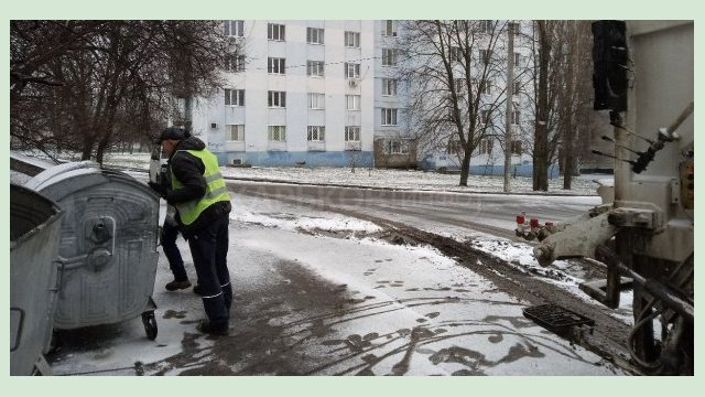 Из Харькова вывезли 42 тысячи кубометров мусора Из Харькова вывезли 42 тысячи кубометров мусора