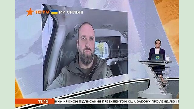 Изюмчане между обстрелами разбирают завалы жилых домов Изюмчане между обстрелами разбирают завалы жилых домов