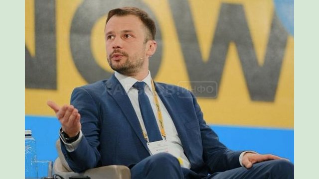 К концу года зарплаты учителей повысят на 30% К концу года зарплаты учителей повысят на 30%