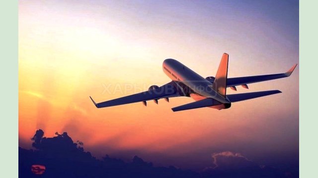 Кабмин назвал даты запуска внутренних и международных авиасообщений