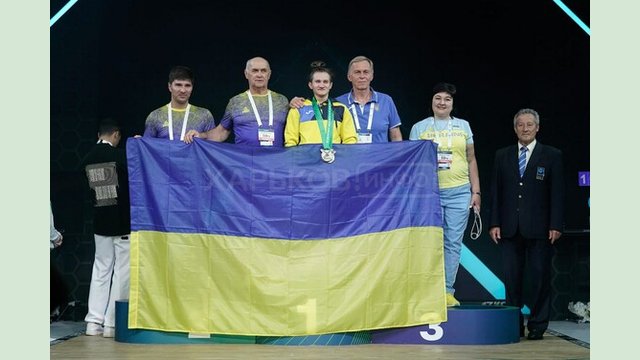 Каміла Конотоп стала срібною призеркою чемпіонату світу з важкої атлетики