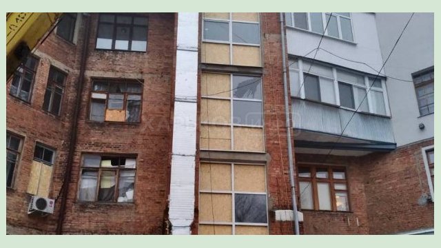 Коммунальщики завершают устранять последствия обстрелов
