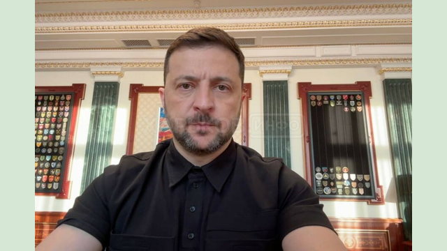 Крок за кроком закриваємо дефіцит фінансування на виробництво дронів, заповнюємо українські виробничі лінії чіткими замовленнями – звернення Президента Крок за кроком закриваємо дефіцит фінансування на виробництво дронів, заповнюємо українські виробничі лінії чіткими замовленнями – звернення Президента