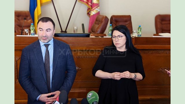 Медики, которые переболели COVID-19, продолжат получать помощь в 10 тысяч гривень Медики, которые переболели COVID-19, продолжат получать помощь в 10 тысяч гривень