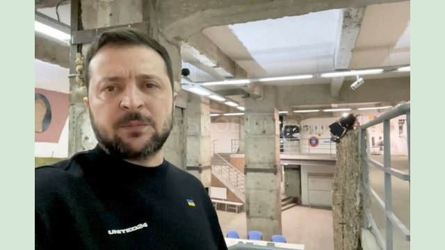 Ми зробимо все, щоб синьо-жовті кольори продовжили свій визвольний рух – звернення Президента України Ми зробимо все, щоб синьо-жовті кольори продовжили свій визвольний рух – звернення Президента України