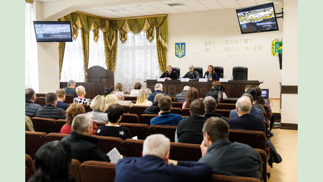 Міжнародні партнери допомагатимуть аграріям Харківщини фіксувати злочини окупантів Міжнародні партнери допомагатимуть аграріям Харківщини фіксувати злочини окупантів