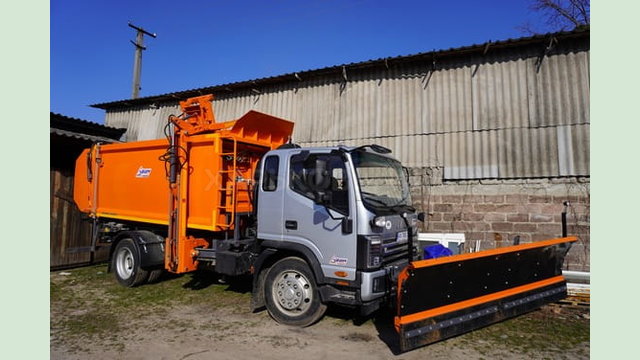Міжнародні партнери продовжують передавати спецтехніку постраждалим та деокупованим громадам Харківщини