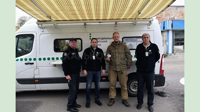 Мобільний сервісний центр МВС знову працює в Шевченковому Мобільний сервісний центр МВС знову працює в Шевченковому