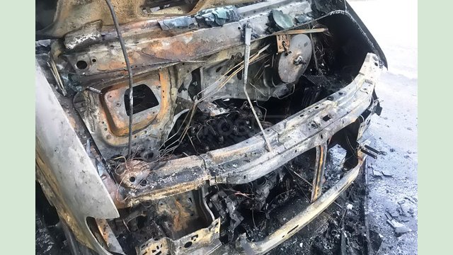 Московский район: спасатели ликвидировали пожар микроавтобуса Московский район: спасатели ликвидировали пожар микроавтобуса