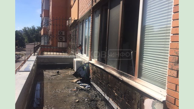 Московский район: спасатели оперативно ликвидировали пожар на балконе многоэтажки Московский район: спасатели оперативно ликвидировали пожар на балконе многоэтажки