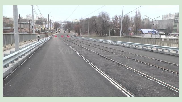 На Балашовском мосту возобновилось движение транспорта 