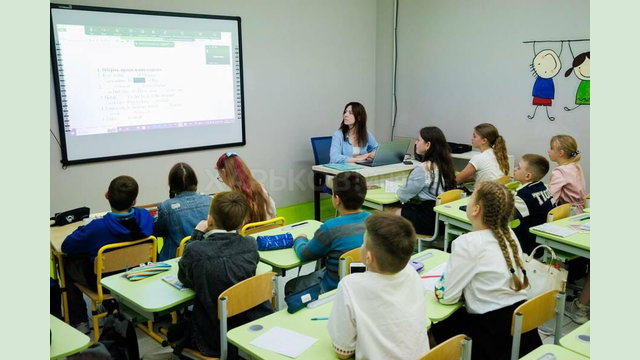 «На Харківщині новий навчальний рік стартував у 576 школах», – Олег Синєгубов «На Харківщині новий навчальний рік стартував у 576 школах», – Олег Синєгубов
