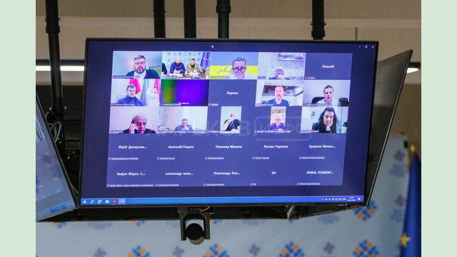 На Харківщині в межах платформи «Діалог влади та бізнесу» обговорили питання митного оформлення На Харківщині в межах платформи «Діалог влади та бізнесу» обговорили питання митного оформлення