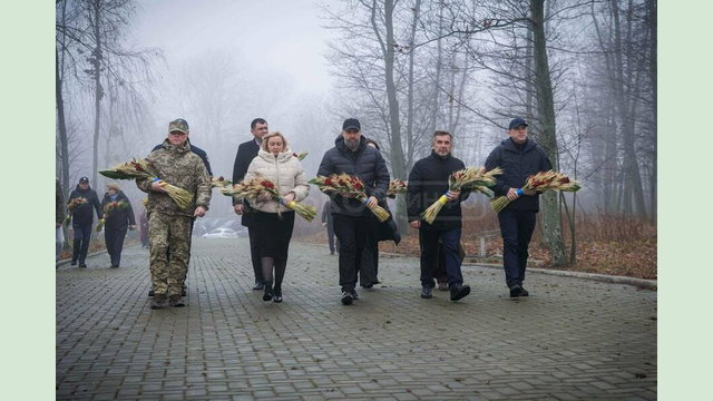 На Харківщині вшанували пам’ять українців, які стали жертвами голодоморів