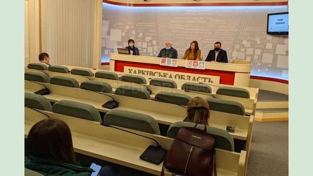 На Харьковщине 150 школ перешли на электронное ведение классных журналов На Харьковщине 150 школ перешли на электронное ведение классных журналов