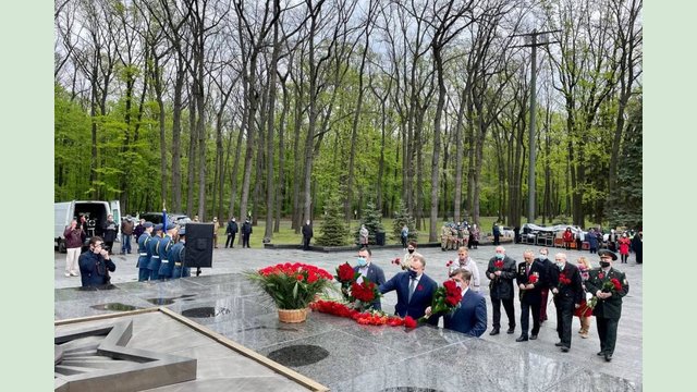 На Харьковщине почтили память погибших во Второй мировой войне На Харьковщине почтили память погибших во Второй мировой войне