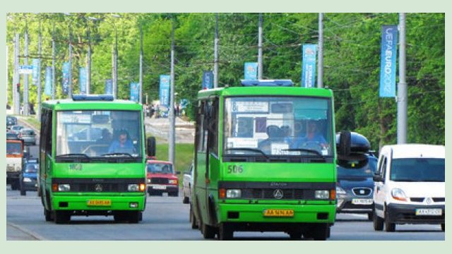 На Красную горку в Харькове откроют дополнительные автобусные маршруты 