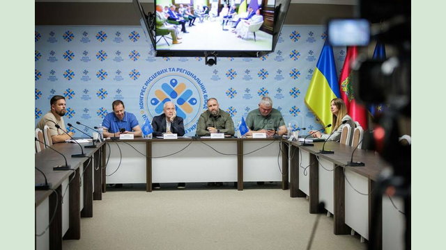 Начальник ХОВА Олег Синєгубов взяв участь у Конгресовому слуханні щодо просторового планування в громадах Начальник ХОВА Олег Синєгубов взяв участь у Конгресовому слуханні щодо просторового планування в громадах