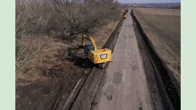 Начался ремонт на дороге местного значения «Новая Ивановка-Орелька на Чернявщину» Начался ремонт на дороге местного значения «Новая Ивановка-Орелька на Чернявщину»
