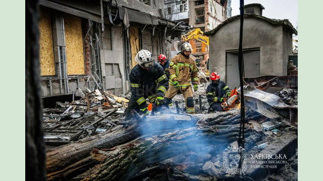 «Над ліквідацією наслідків російської атаки по Харкову працюють понад 300 людей», - Олег Синєгубов