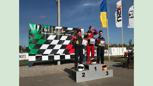 Напряженный этап чемпионата по картингу для харьковских «Лидеров»: результаты Напряженный этап чемпионата по картингу для харьковских «Лидеров»: результаты