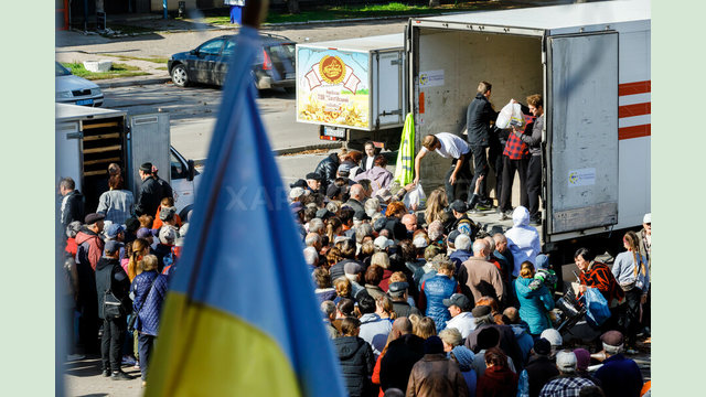 Нарешті вдалося доставити гуманітарні вантажі до звільненої Борівської громади – Синєгубов