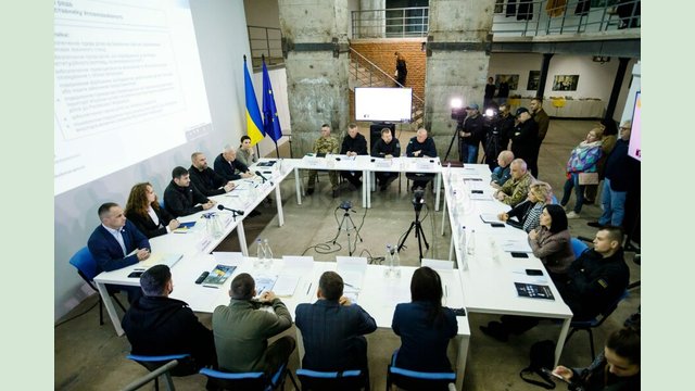Наш пріоритет – гарантувати права людей і захищати населення Харківщини. Олег Синєгубов Наш пріоритет – гарантувати права людей і захищати населення Харківщини. Олег Синєгубов