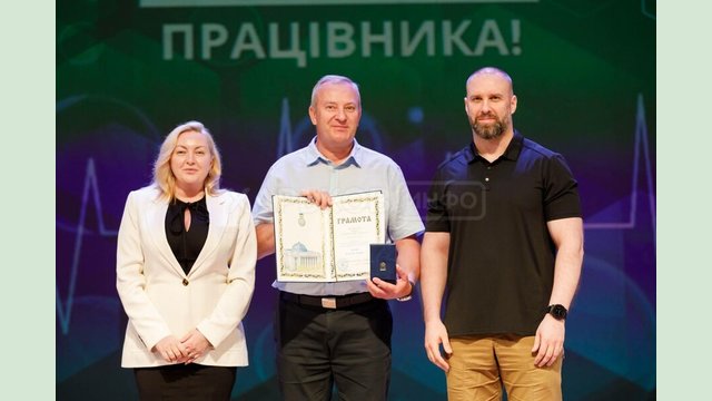 Олег Синєгубов привітав медпрацівників напередодні професійного свята