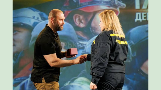 Олег Синєгубов привітав рятівників Харківщини з їх професійним святом Олег Синєгубов привітав рятівників Харківщини з їх професійним святом