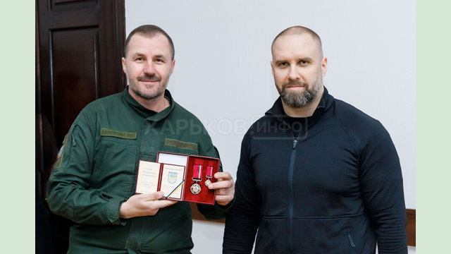 Олег Синєгубов вручив нагороди держслужбовцям Харківщини Олег Синєгубов вручив нагороди держслужбовцям Харківщини