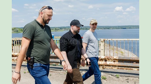 Олег Синєгубов з робочою поїздкою відвідав громади Чугуївського району Олег Синєгубов з робочою поїздкою відвідав громади Чугуївського району