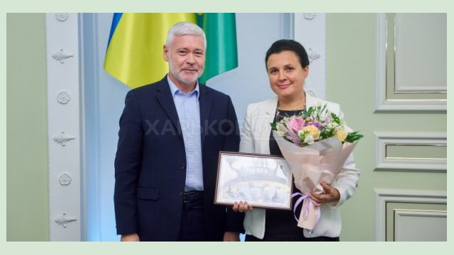 Педагогов Киевского района поздравили с профессиональным праздником Педагогов Киевского района поздравили с профессиональным праздником